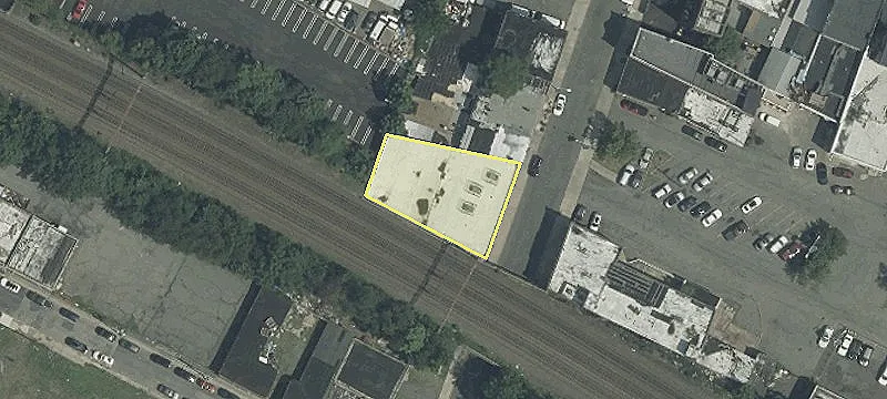 25 Ctr St, Unit 33