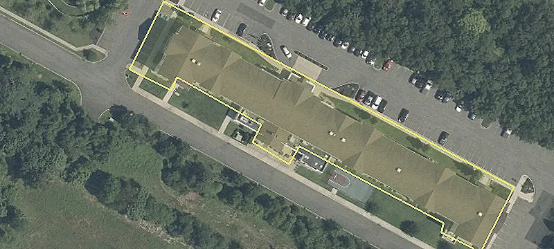 3008 English Crk Ave