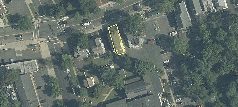 208 Raritan Ave