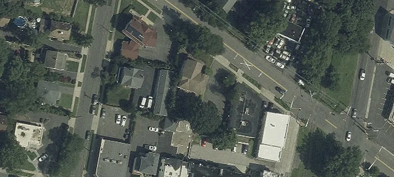 16-20 Ivy Ln