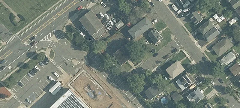 1 Adams Pl