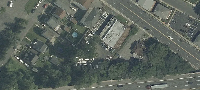 385 Morris Ave