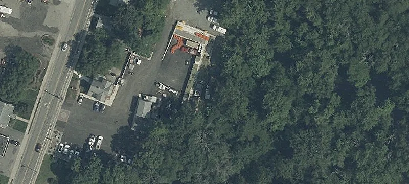852 Ringwood Ave