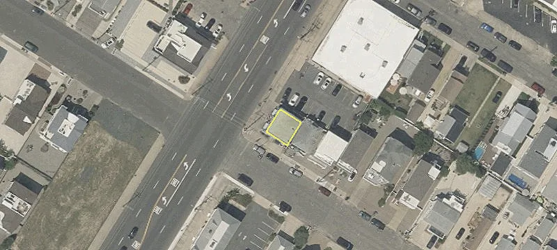 2420 Blvd Boulevard
