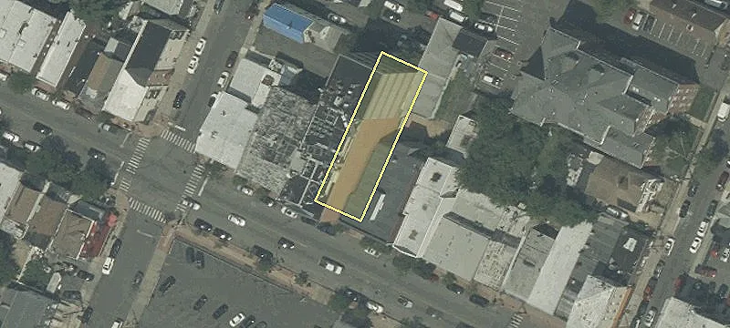 921-923 Elizabeth Ave, Unit 923