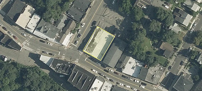 719 Main St