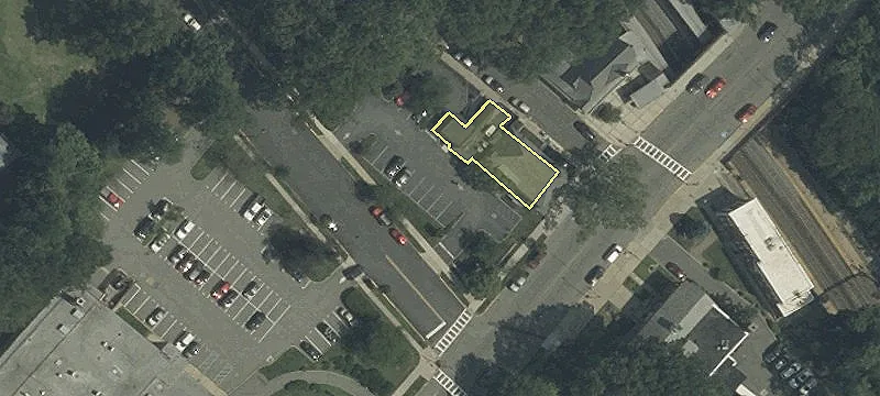 222 Ridgewood Ave