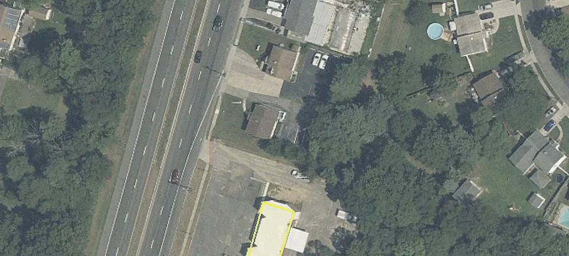 1040 Mantua Pike