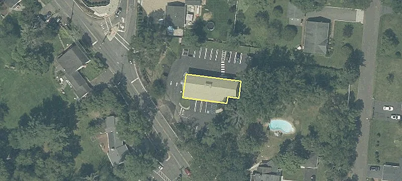 163 Cranbury Rd