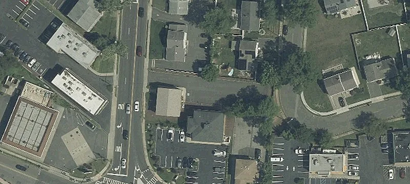 8 Brant Ave