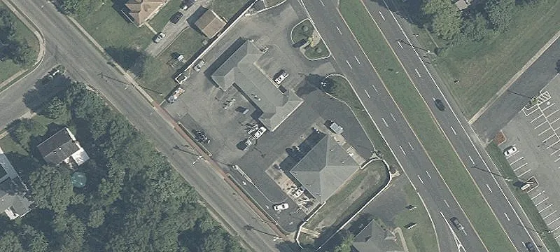 1110 Main St