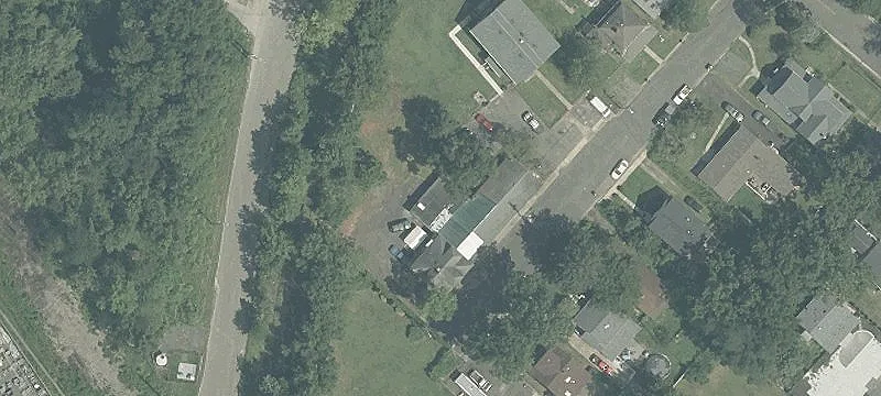 27 Boud Ave
