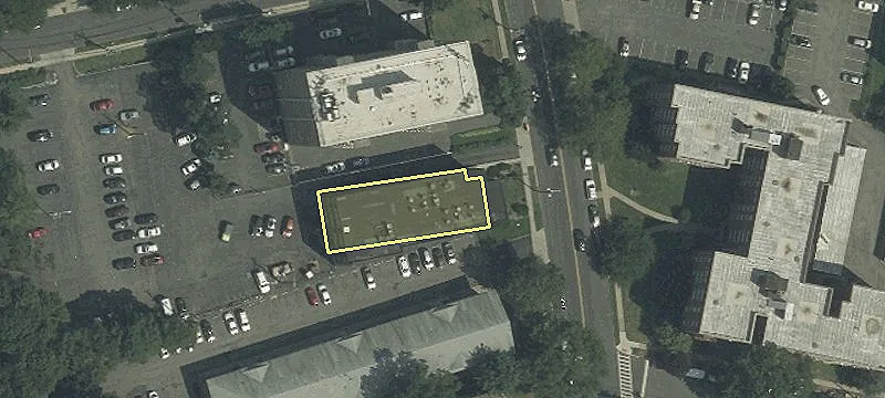 700 Broad St, Unit 3