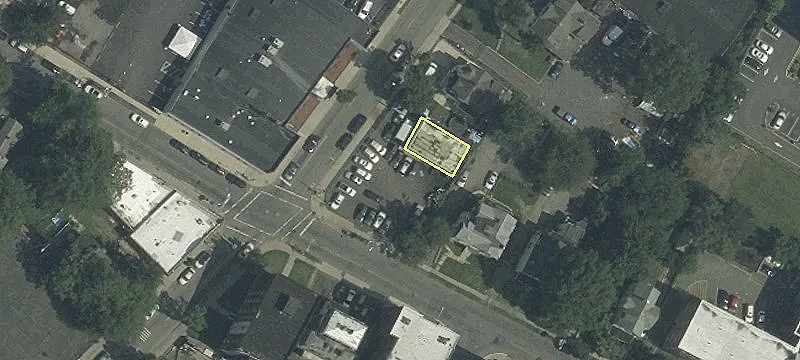430 William St