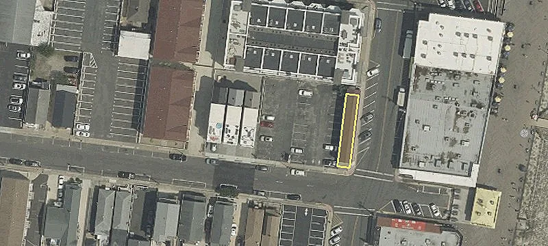 24 Webster Ave