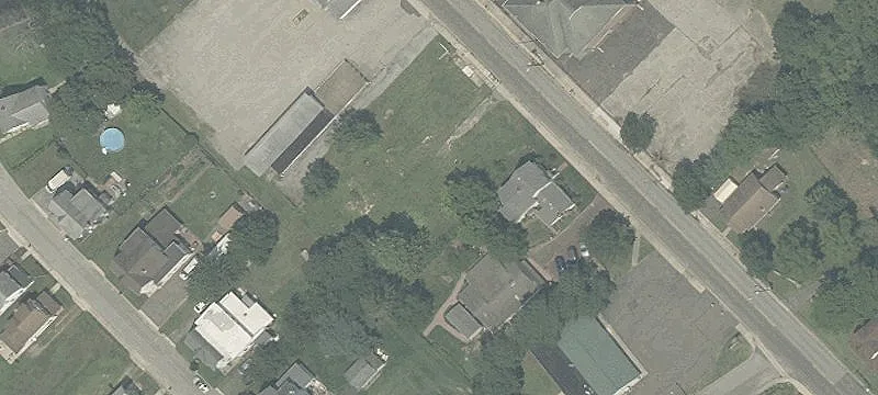 22 Railroad Ave