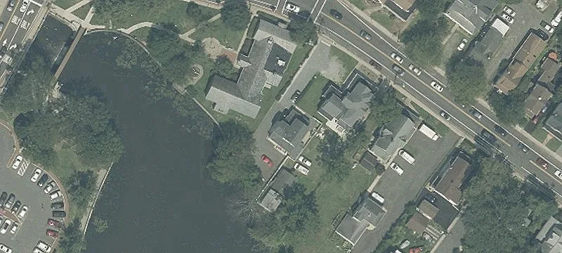 128 Franklin St