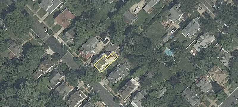 121 Peyton Ave