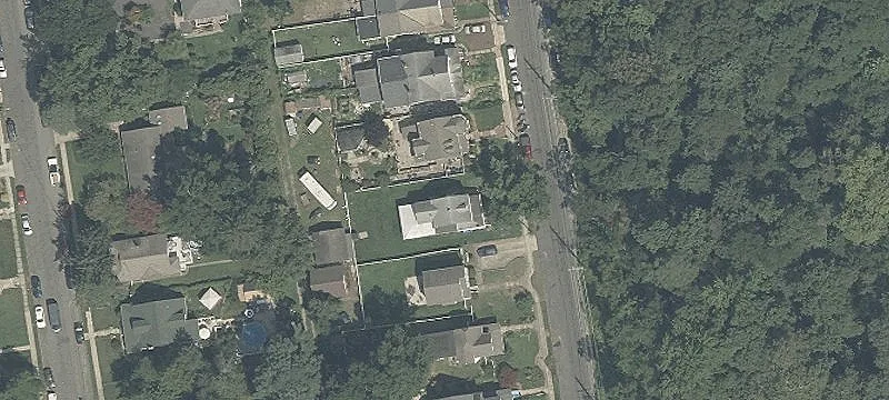 220 Clifton Ave