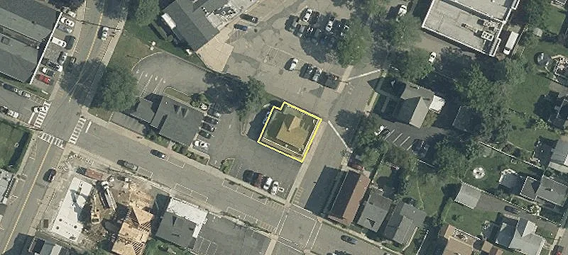 125 Madison St