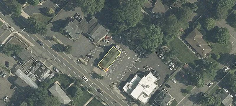 258 Main St