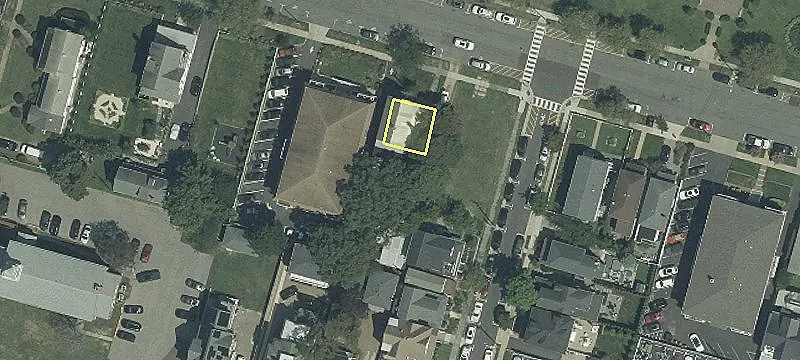 402 5th Ave
