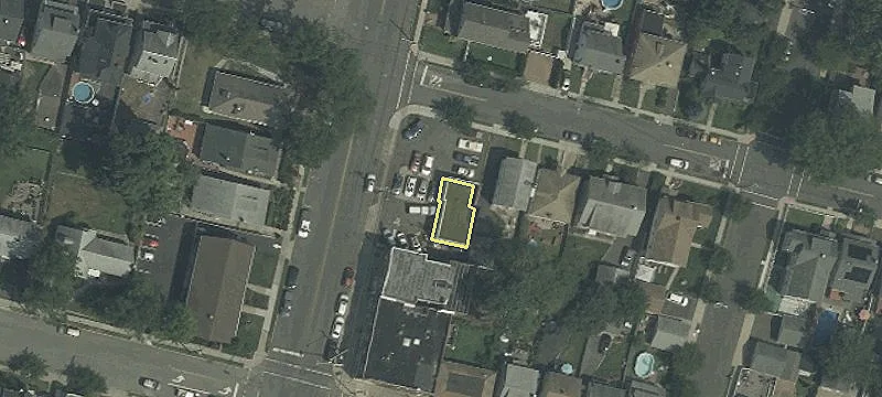 392 Un Ave, Unit 398