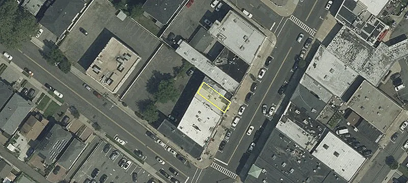 253 Broad Ave