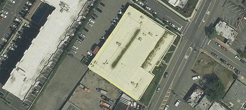 323 Bergen Blvd