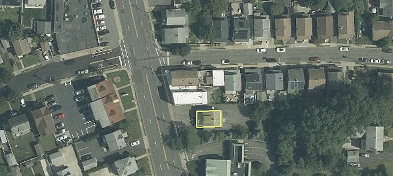 520 Amboy Ave