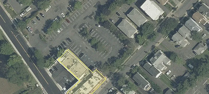 8 Aubrey St