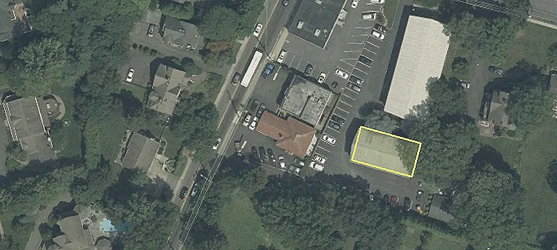 209 Maple Ave