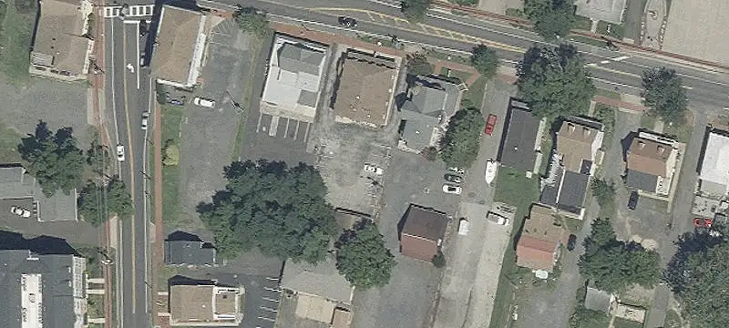 13 Main St
