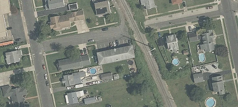 124 Gloucester Ave