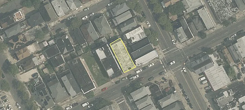 2803 Arctic Ave