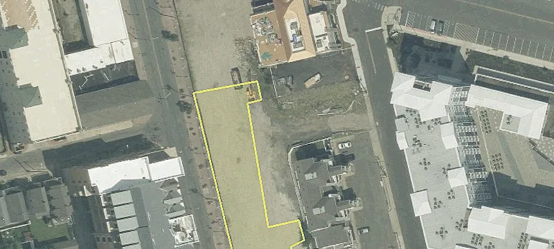 18-20 Carr Ave, Unit 20