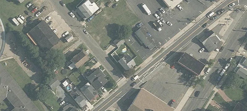 521 Auburn Ave