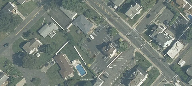 184 Main St