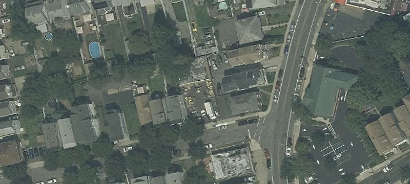 8 Caroline Ave