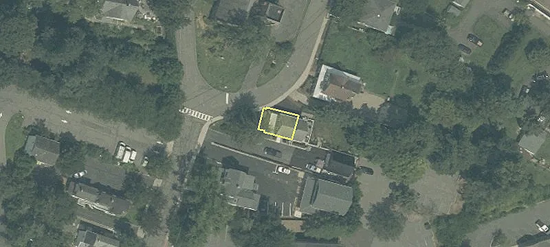 37 Wesley Ave
