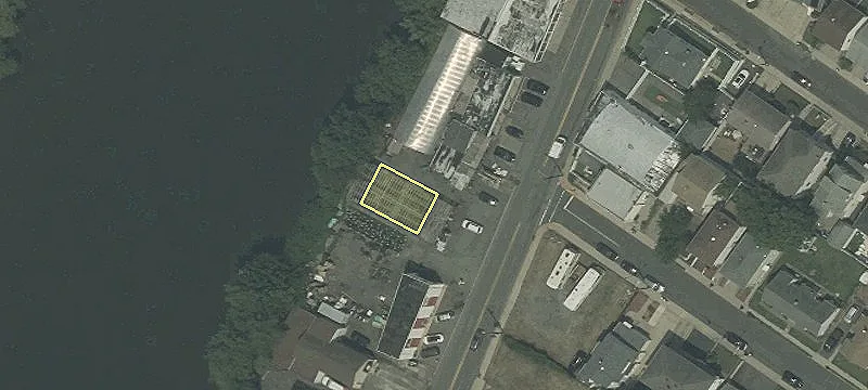 275 Riv Rd