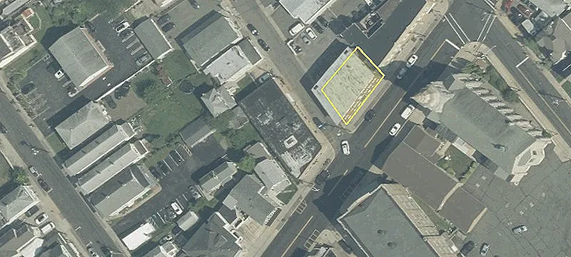 33 Jackson St