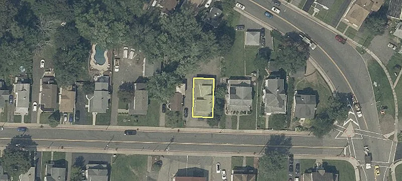 43 Maple Ave