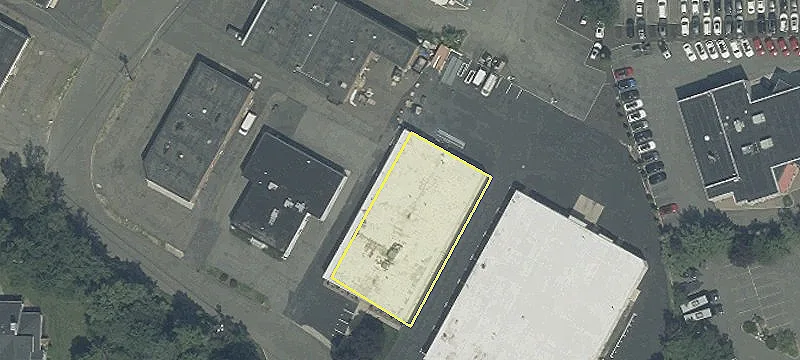 123 Pleasant Ave