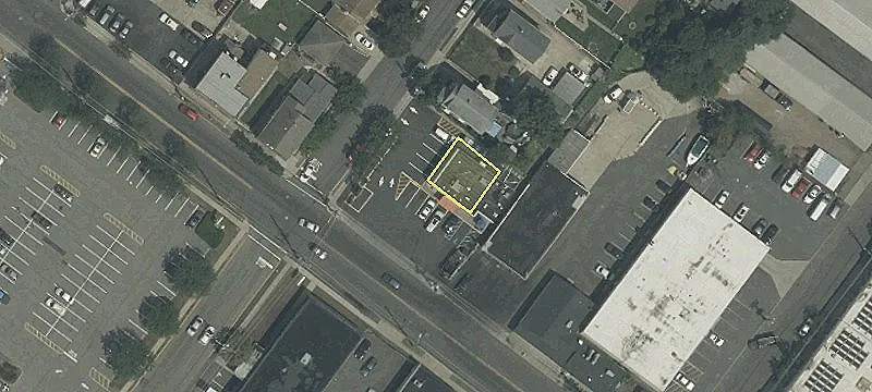443 Paterson Ave