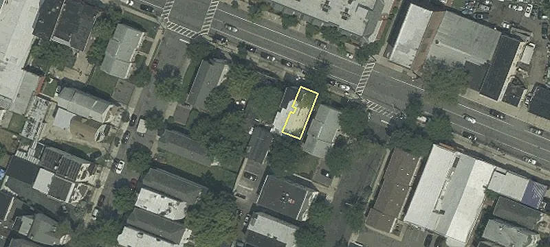 358 6th W Ave