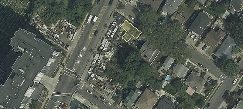 408 Bergen Blvd