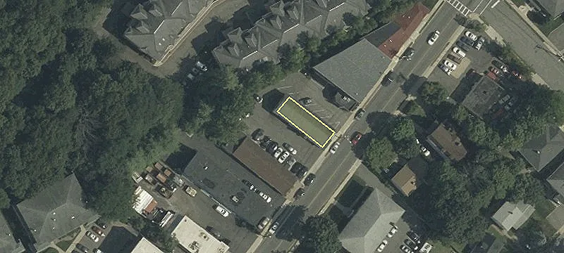 137 Roseland Ave