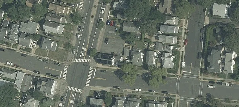 600 Main St