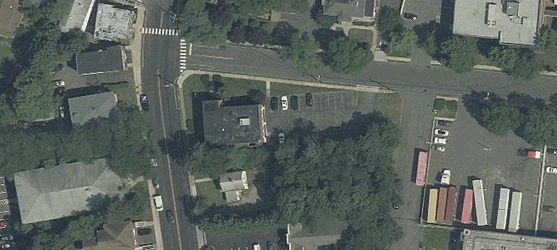 288 Main St